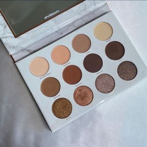 PÜR eyeshadow palette